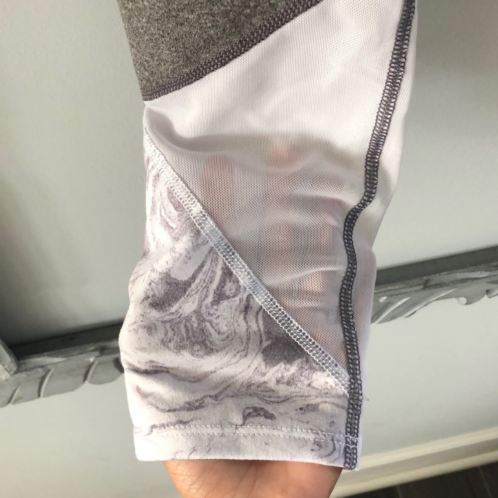 High Rise-Leggings! Never worn - Picture 3 of 5